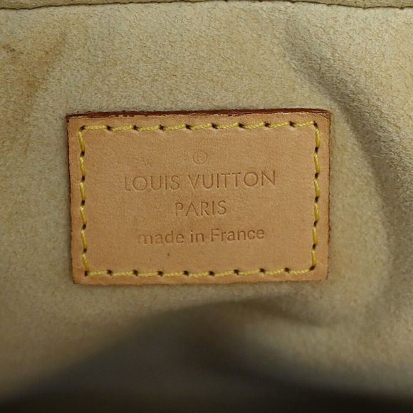 LOUIS VUITTON Manhattan PM Handbag - Picture 7 of 16